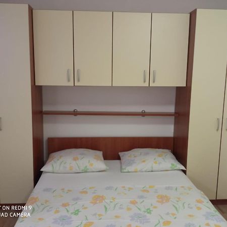 Apartmani Andelo, Tommy, Leon Бибинье Экстерьер фото