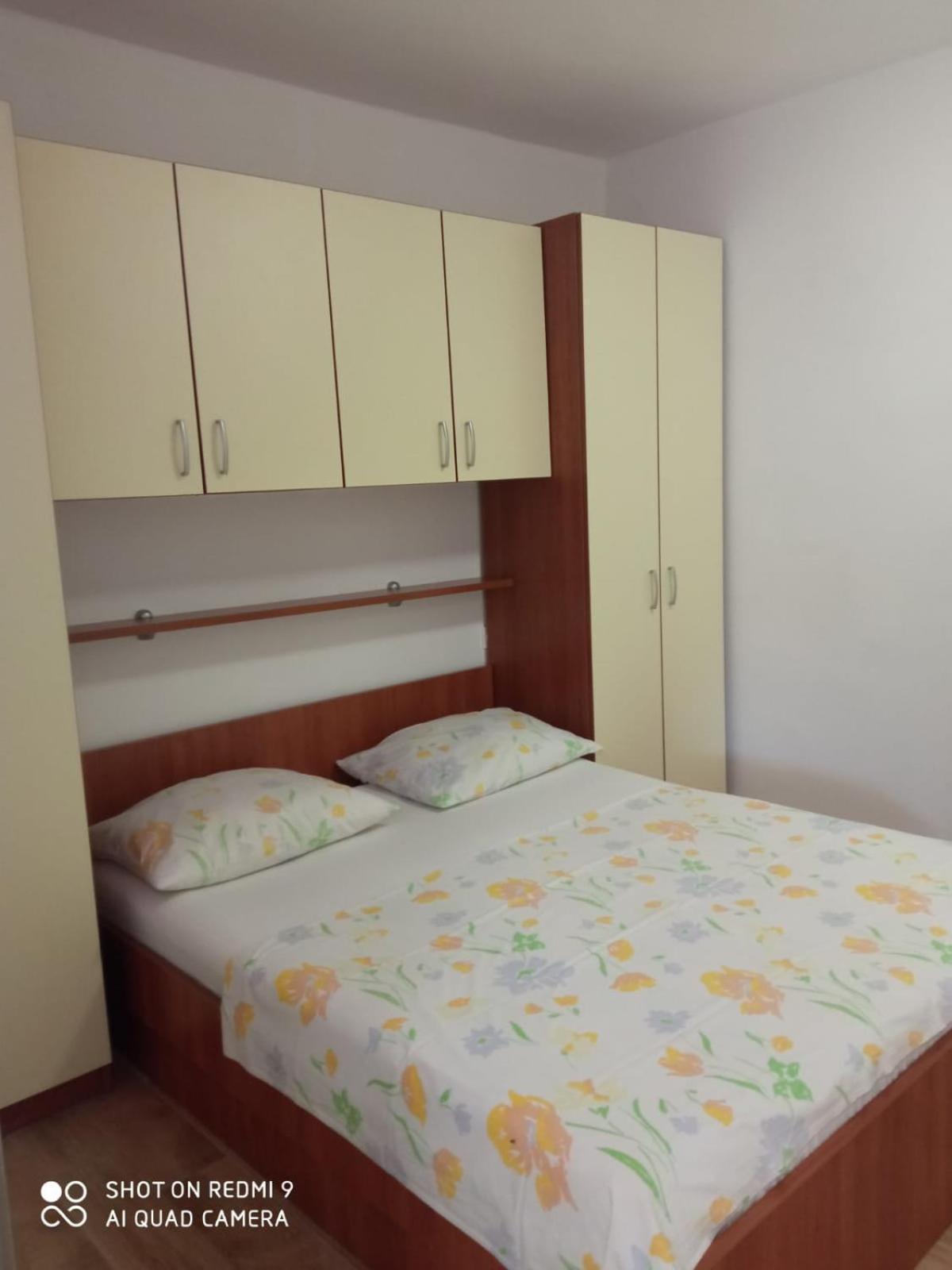 Apartmani Andelo, Tommy, Leon Бибинье Экстерьер фото