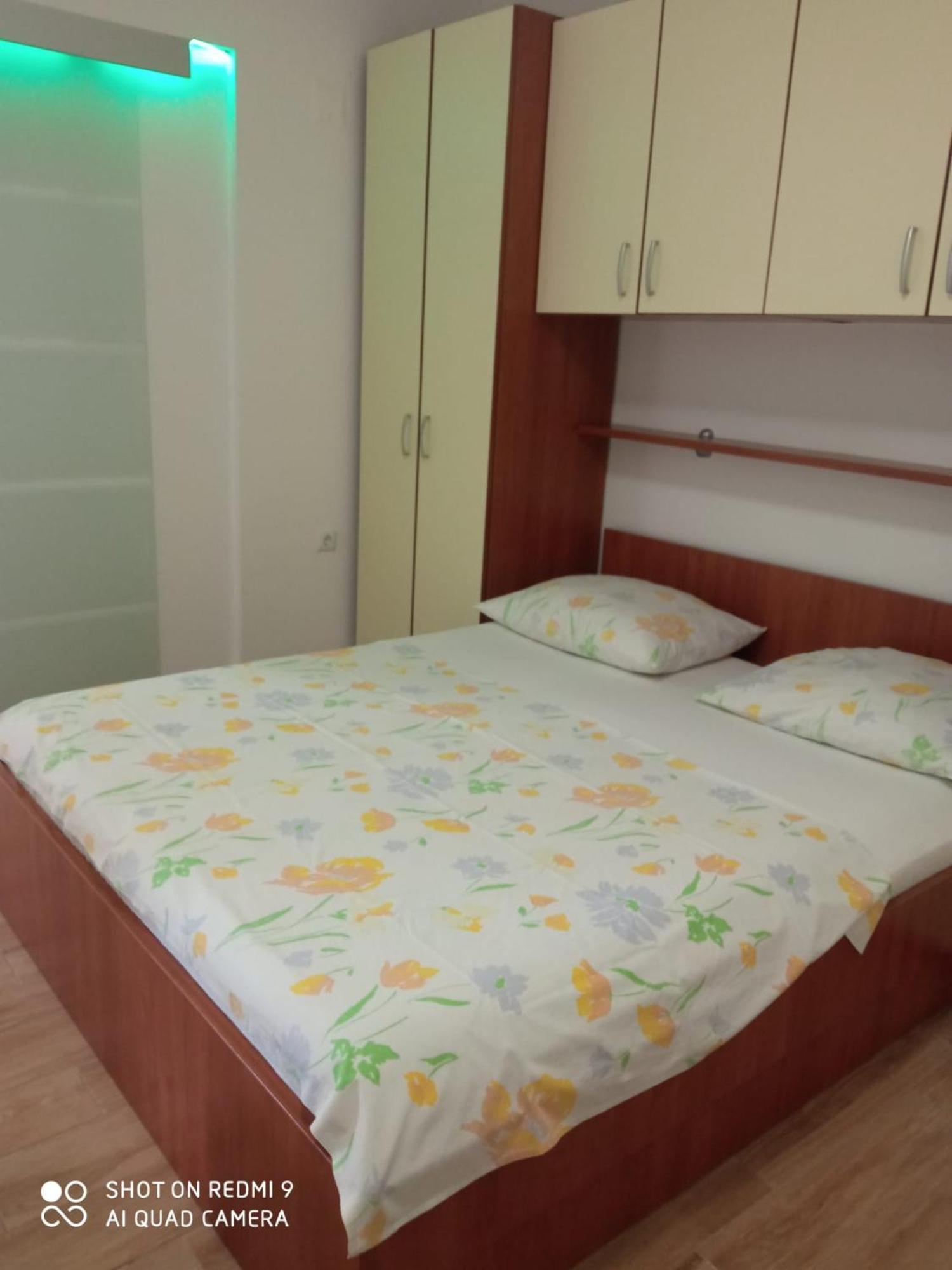 Apartmani Andelo, Tommy, Leon Бибинье Экстерьер фото