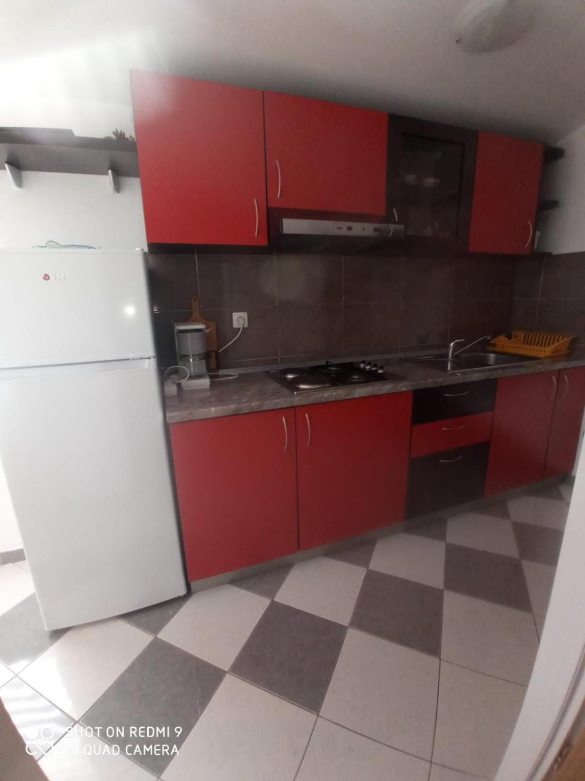 Apartmani Andelo, Tommy, Leon Бибинье Экстерьер фото