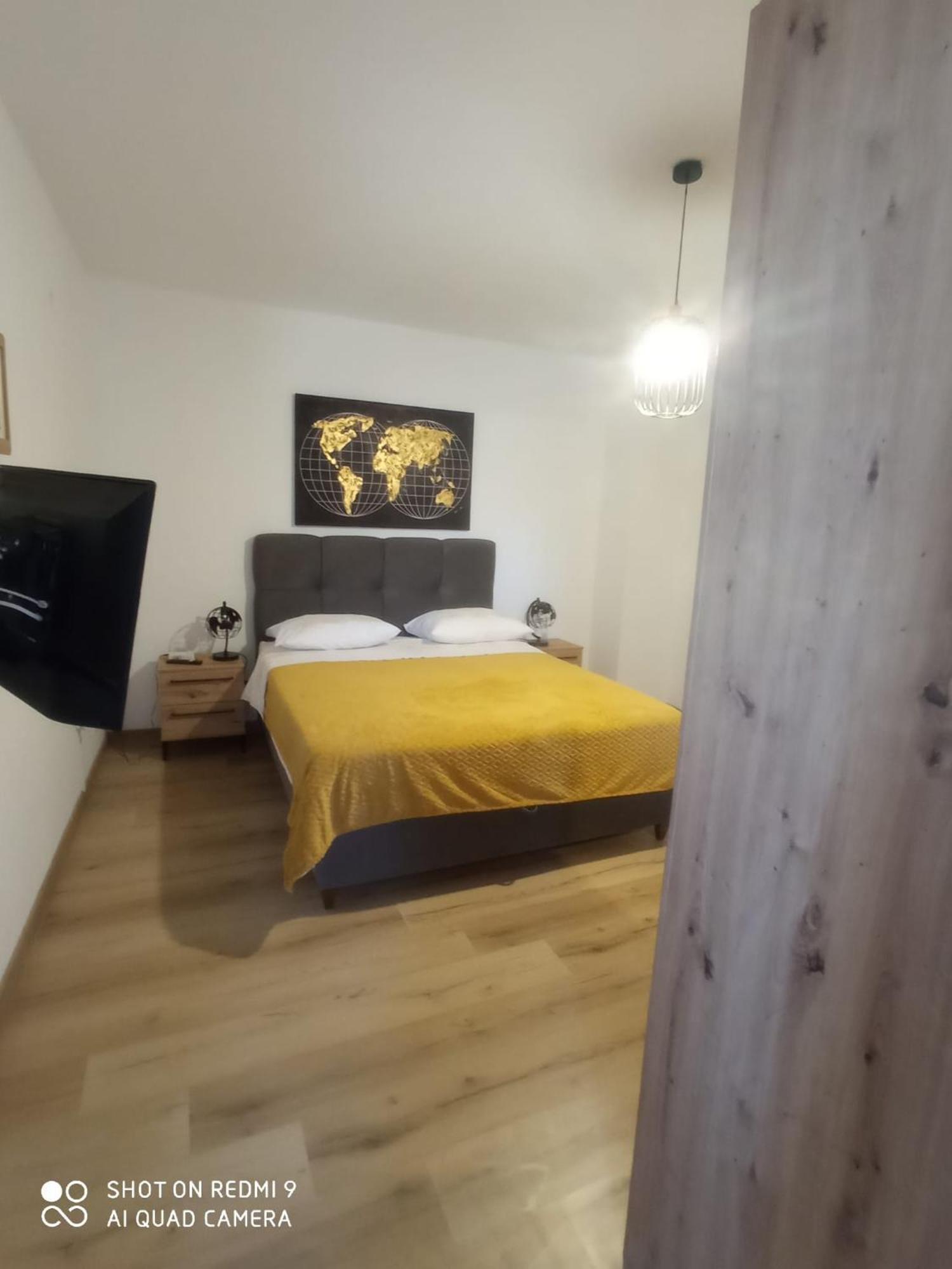 Apartmani Andelo, Tommy, Leon Бибинье Экстерьер фото