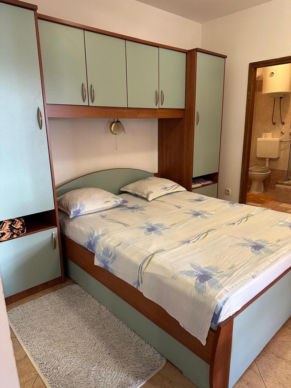 Apartmani Andelo, Tommy, Leon Бибинье Экстерьер фото