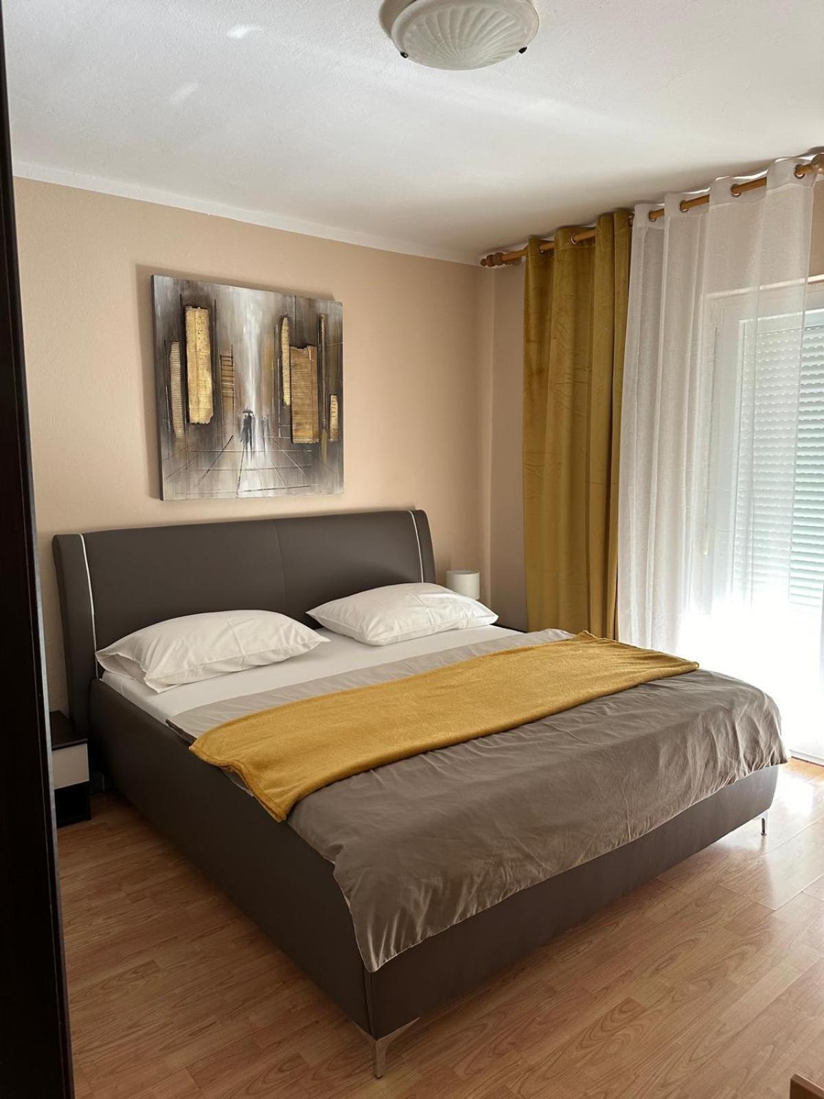 Apartmani Andelo, Tommy, Leon Бибинье Экстерьер фото