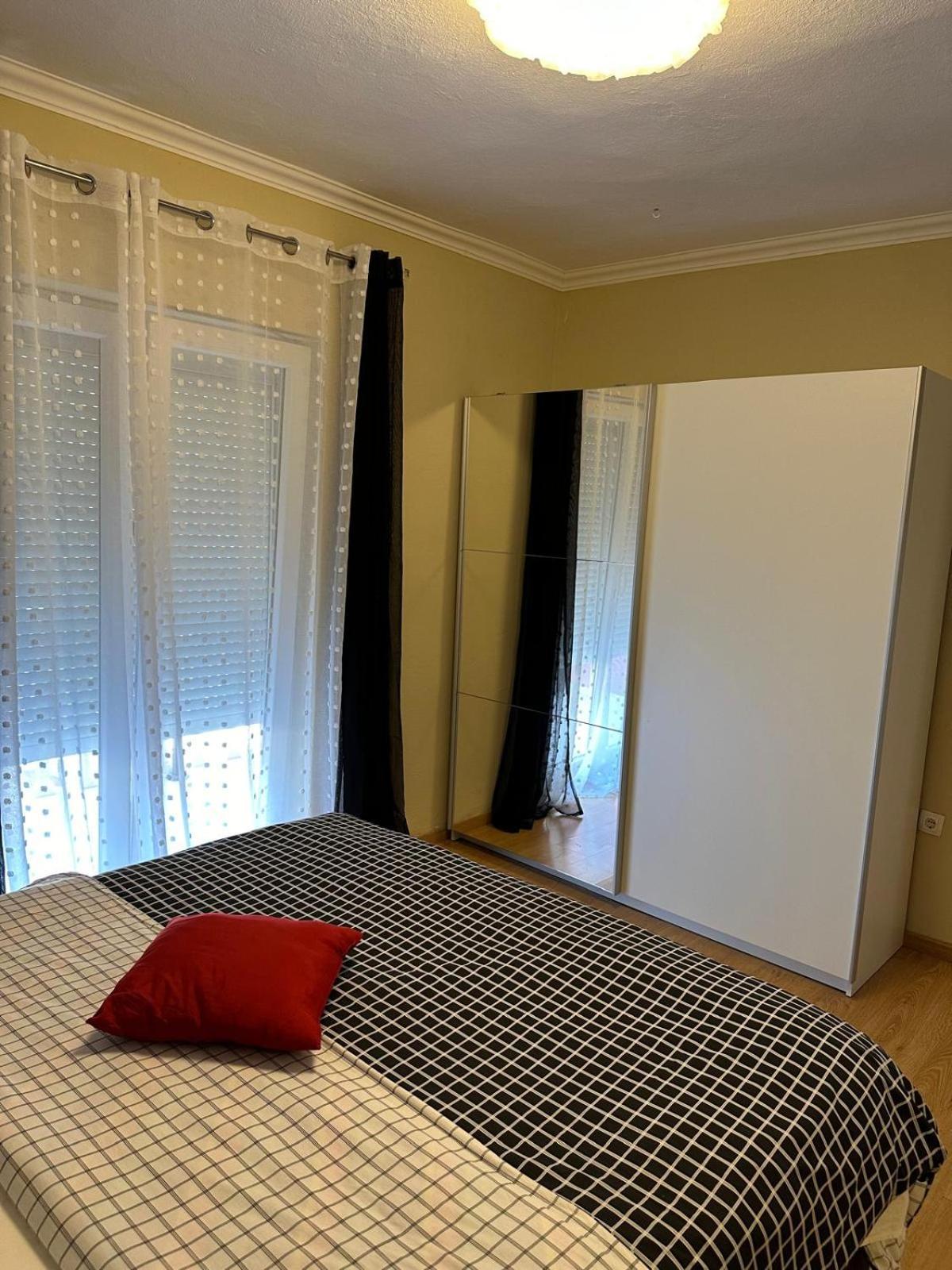 Apartmani Andelo, Tommy, Leon Бибинье Экстерьер фото