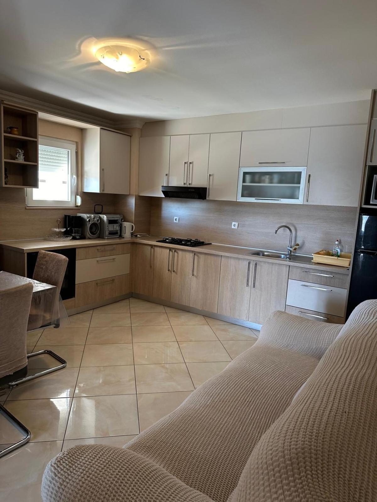 Apartmani Andelo, Tommy, Leon Бибинье Экстерьер фото