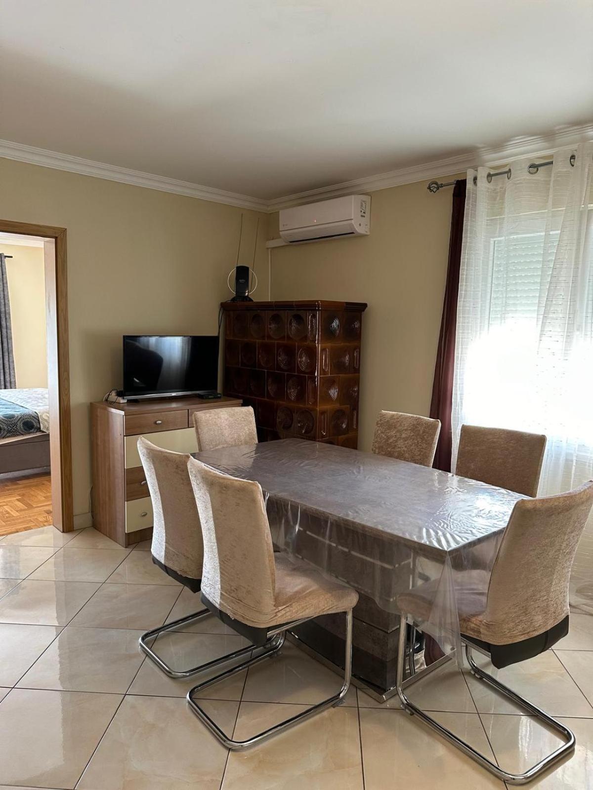 Apartmani Andelo, Tommy, Leon Бибинье Экстерьер фото